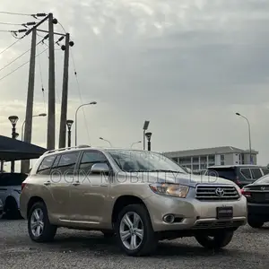 Toyota Highlander 2008 Gold
