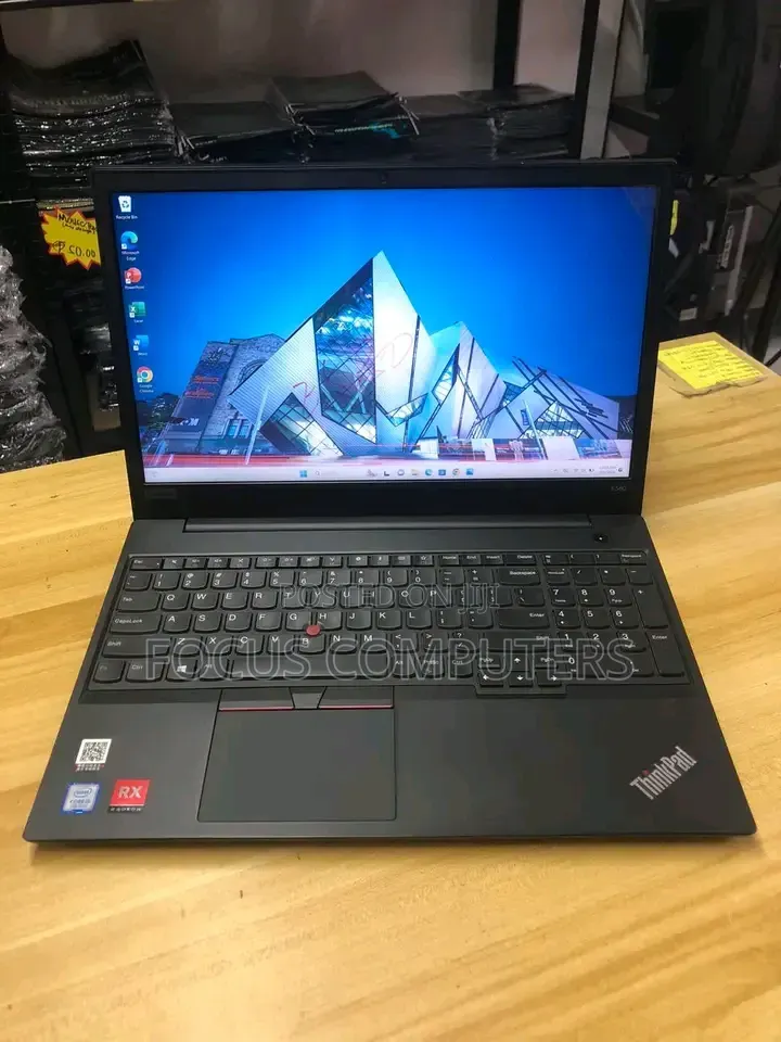 Laptop Lenovo ThinkPad E580 8GB Intel Core i5 SSD 256GB