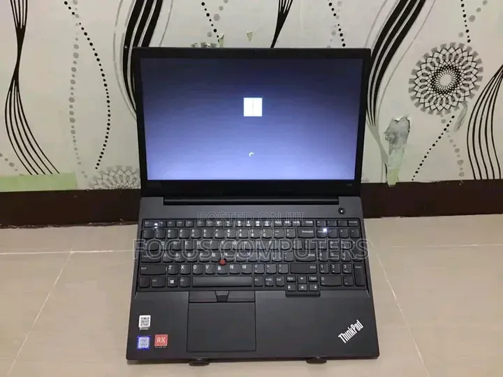 Laptop Lenovo ThinkPad E580 8GB Intel Core i5 SSD 256GB