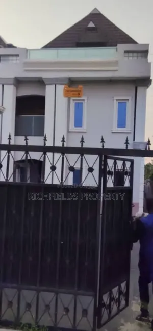 Furnished 4bdrm Duplex in Bankole Estate, Obafemi-Owode for sale