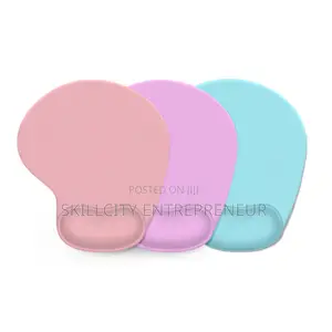 Ergonomic Mouse Pad With Gel Wrist Support