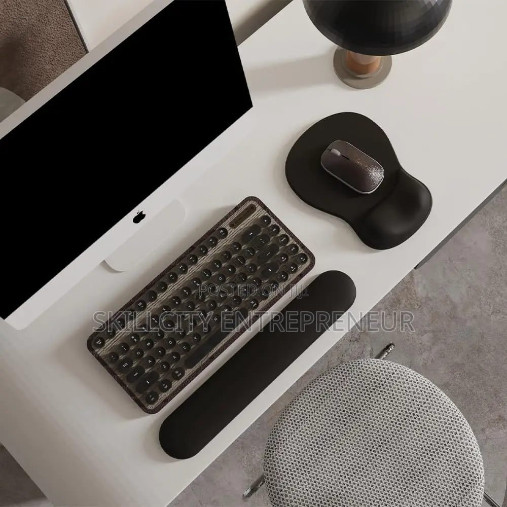 Ergonomic Mouse Pad With Gel Wrist Support