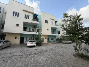 6bdrm Townhouse/Terrace in Wuye for sale