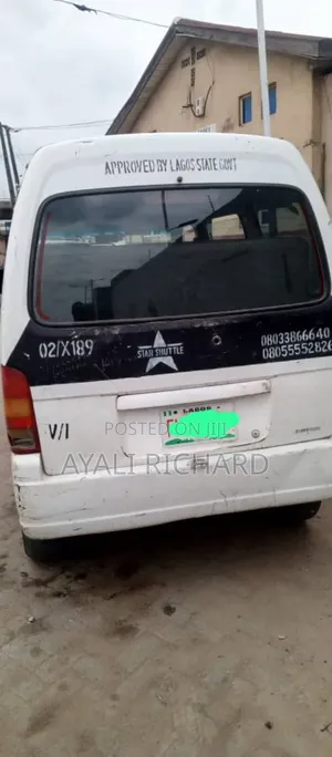 Suzuki APV Minibus 2010 White