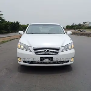Lexus ES 2012 White
