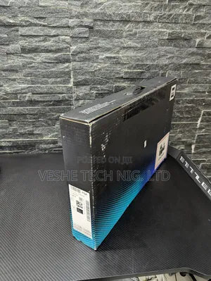 New Laptop Alienware Area-51 32GB Intel Core Ultra 9 SSD 2T