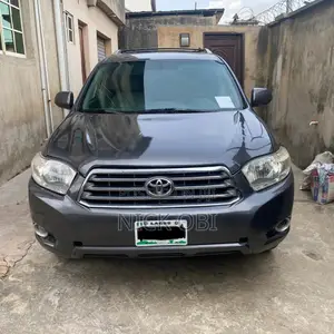 Toyota Highlander Limited 2010 Gray