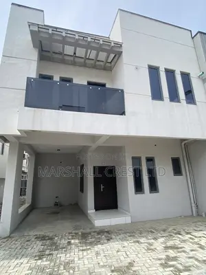 4bdrm Duplex in Ado / Ajah for sale