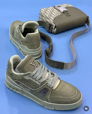 Louis Vuitton/Nike Sneakers Chido 7t