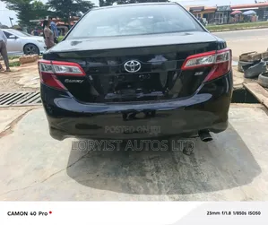 Toyota Camry SE 4dr Sedan (2.5L 4cyl 6A) 2012 Black