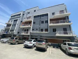 2bdrm Apartment in Lekki Phase 1 for rent
