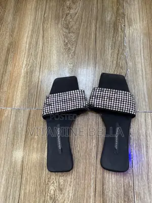 Women Thrift Slippers