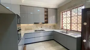 4bdrm Duplex in Banana Island for rent
