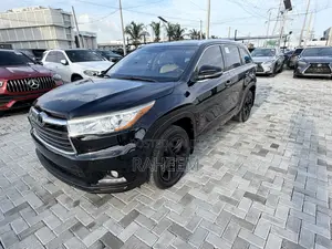 Toyota Highlander Limited V6 4x4 (3.5L 6cyl 6A) 2016 Black
