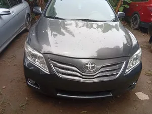 Toyota Camry LE 4dr Sedan (2.5L 4cyl 6A) 2011 Black
