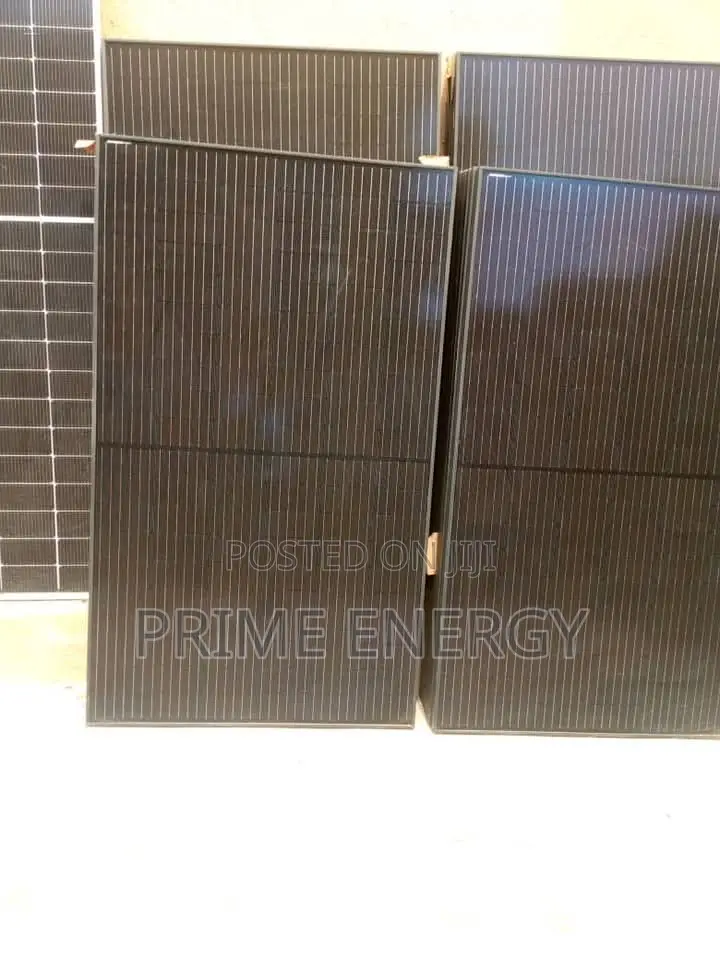 450w All Black Mono Panel Much Available Now