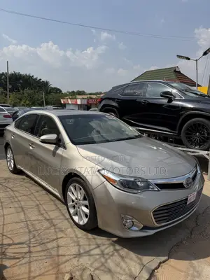 Toyota Avalon 2014 Gold