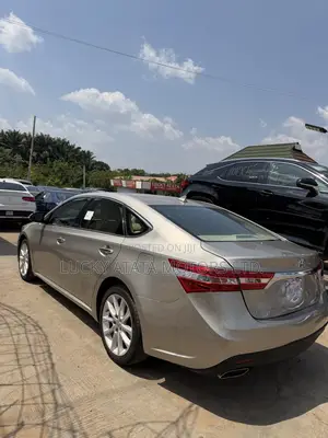 Toyota Avalon 2014 Gold