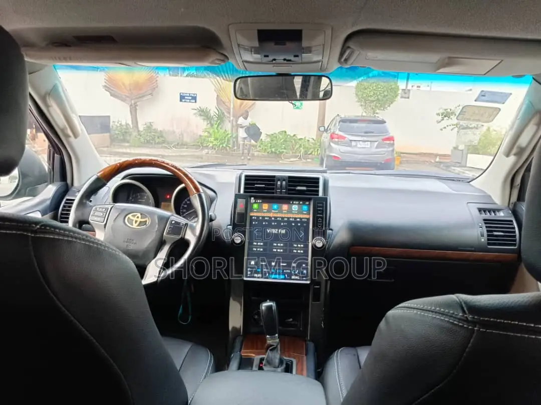 Toyota Land Cruiser Prado 2012 Black