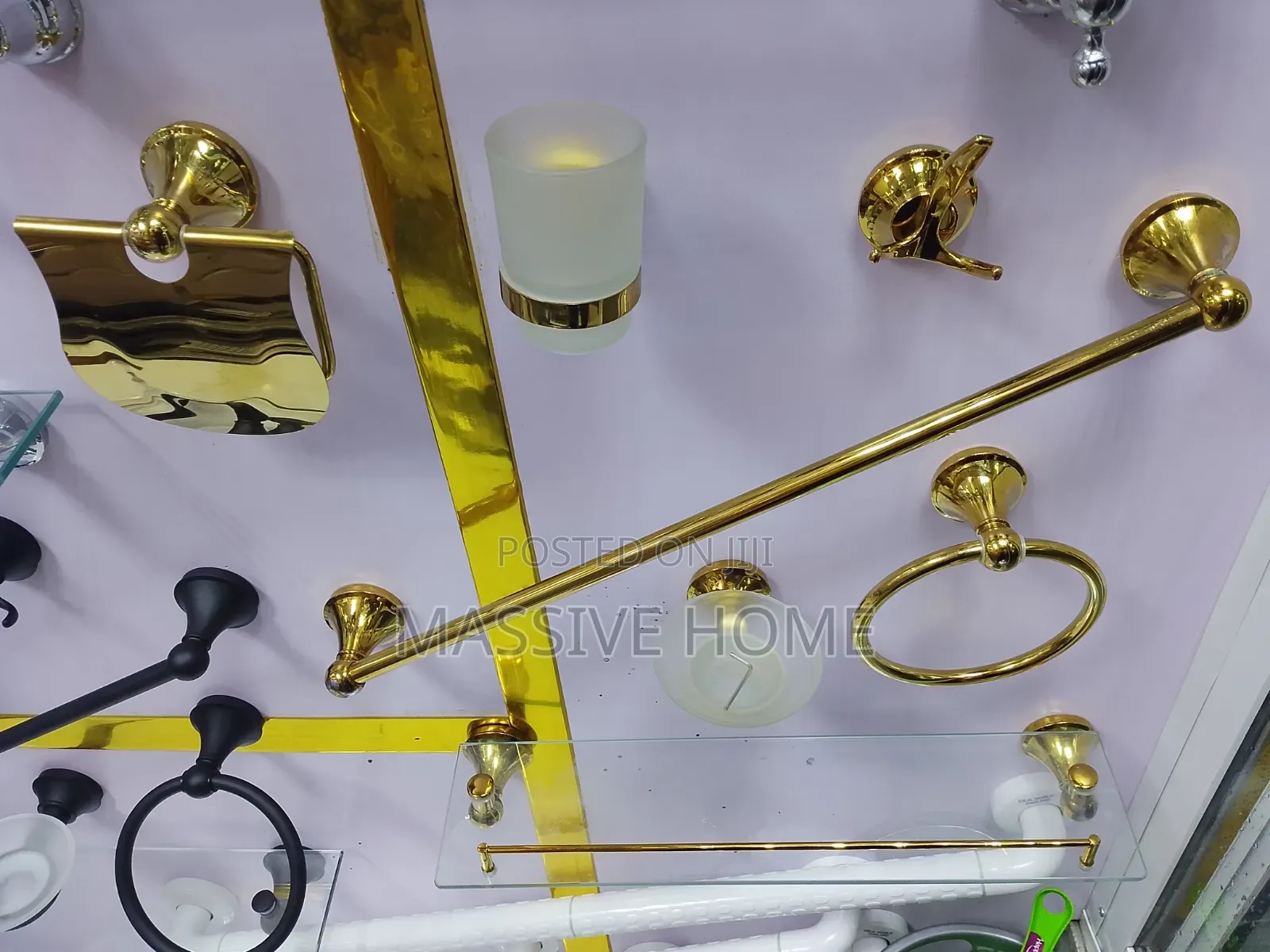 Executive Bathrooms Accessories