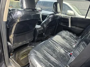 Toyota 4-Runner Limited 4WD 2010 Black