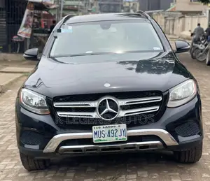 Mercedes-Benz GLC-Class 2017 Black