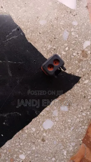2 Church Pin Connector