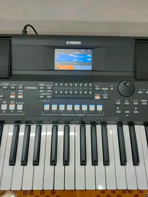 PSR-Sx 600 Yamaha Piano or Keyboard