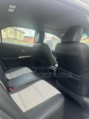 Toyota Camry SE Sport 4dr Sedan (2.5L 4cyl 6A) 2014 Silver