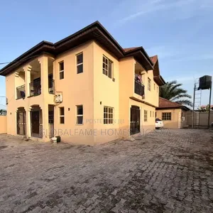 4bdrm Block of Flats in Awoyaya Ibeju Lekki for rent