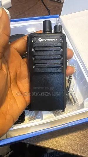 Motorola M9 Two-Way Radio(Walkie Talkie)