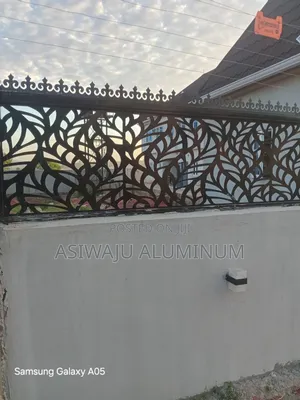 Fence Ranis