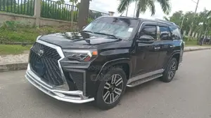 Toyota 4-Runner Limited 4WD 2010 Black