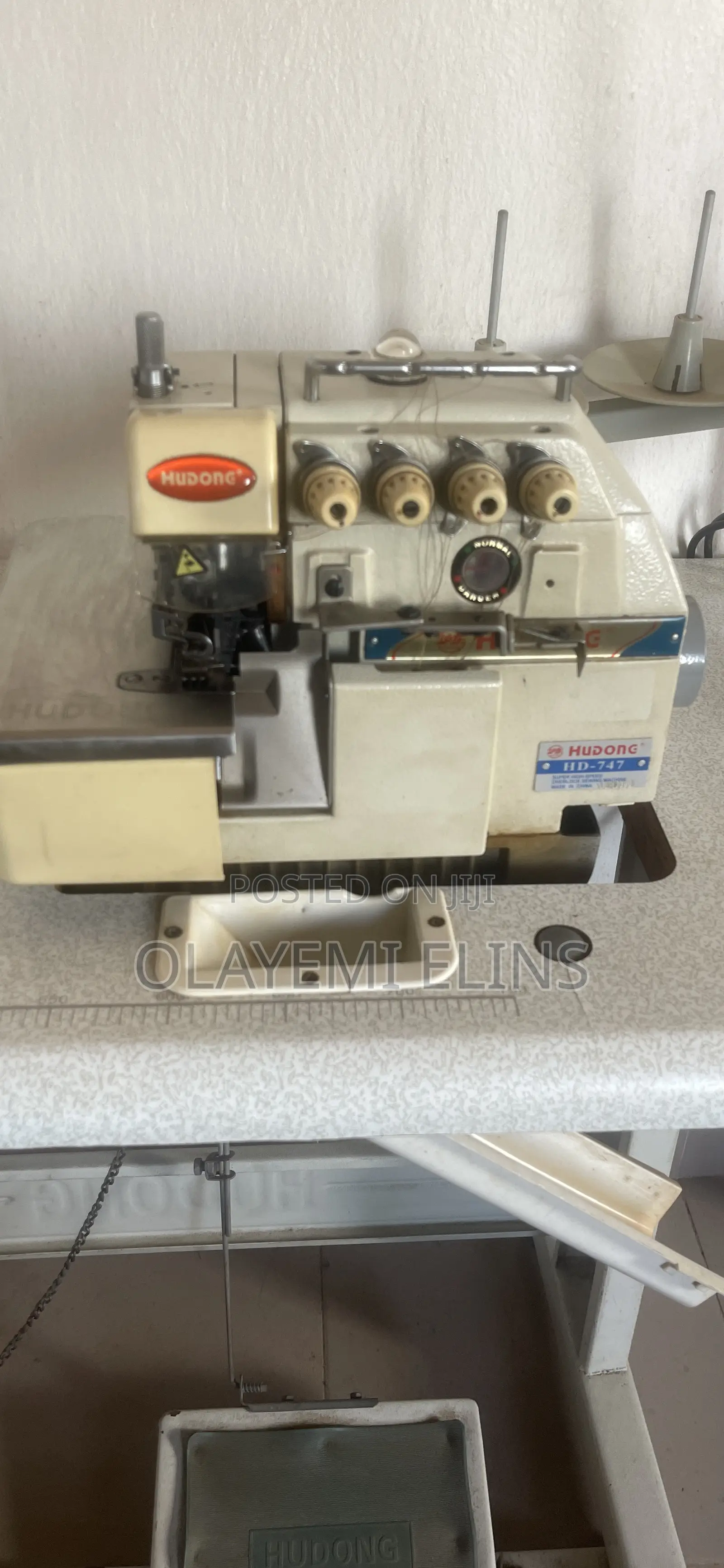 Hudong Hd- 747 4 Thread Overlocking Machine