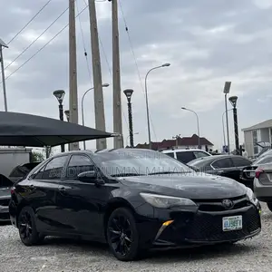 Toyota Camry 2016 Black