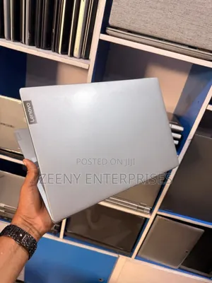 Laptop Lenovo IdeaPad Z580 4GB Intel Pentium SSD 128GB