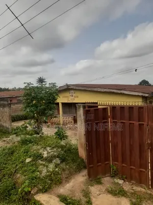 Furnished 7bdrm Bungalow in Ibadan for sale