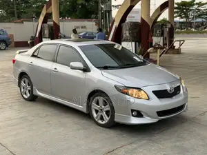 Toyota Corolla S 4dr Sedan (1.8L 4cyl 4A) 2011 Silver