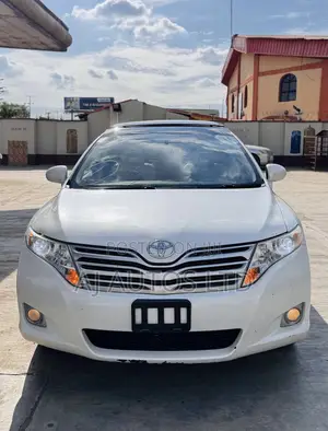 Toyota Venza 2011 White