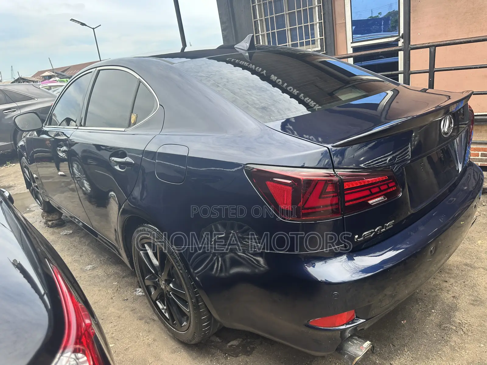 Lexus IS 2012 Blue