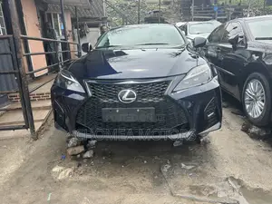 Lexus IS 2012 Blue