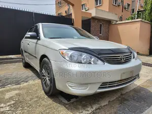 Toyota Camry 2006 Silver