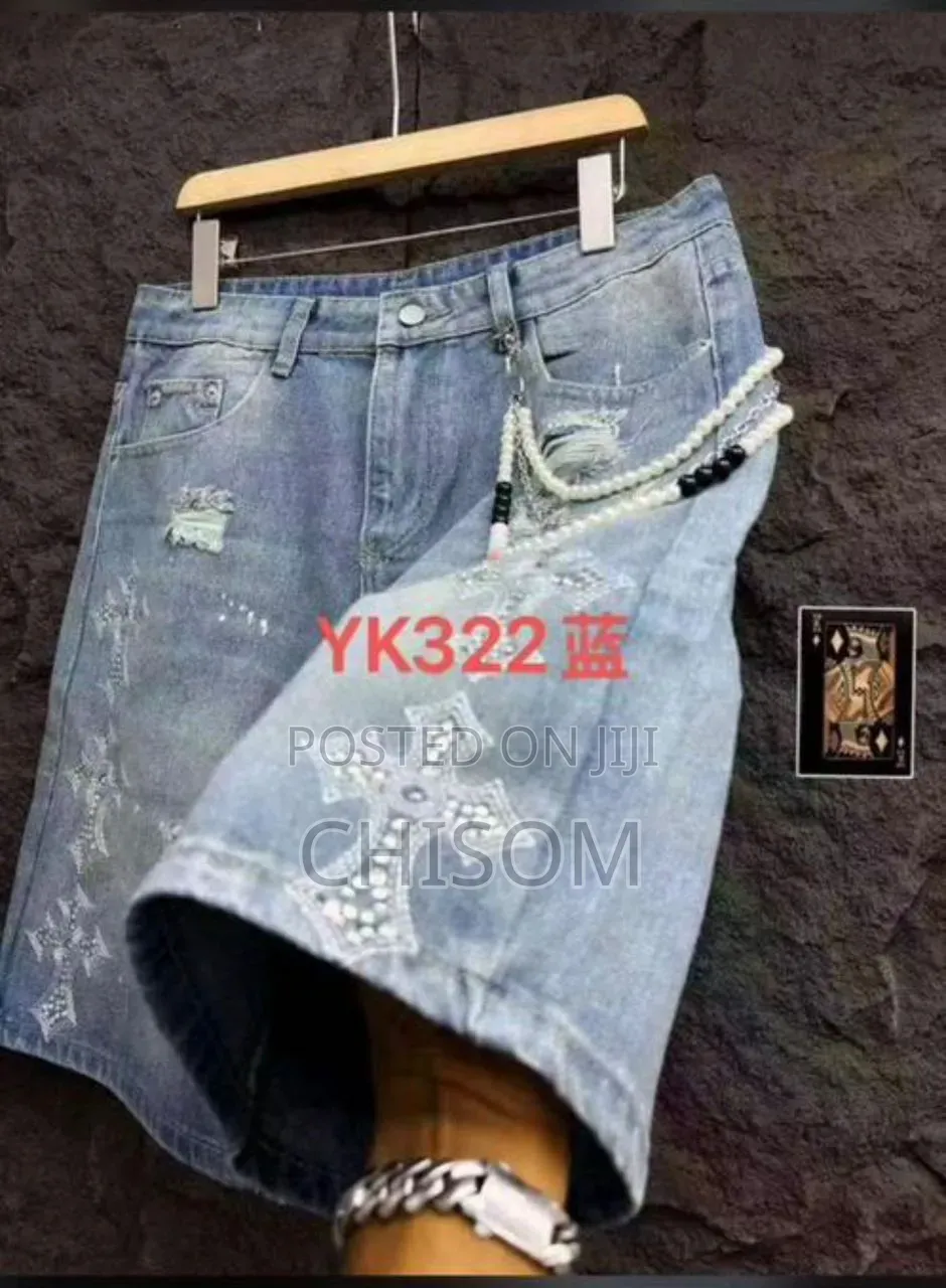 Short Jeans