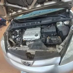 Toyota Sienna 2006 Gold