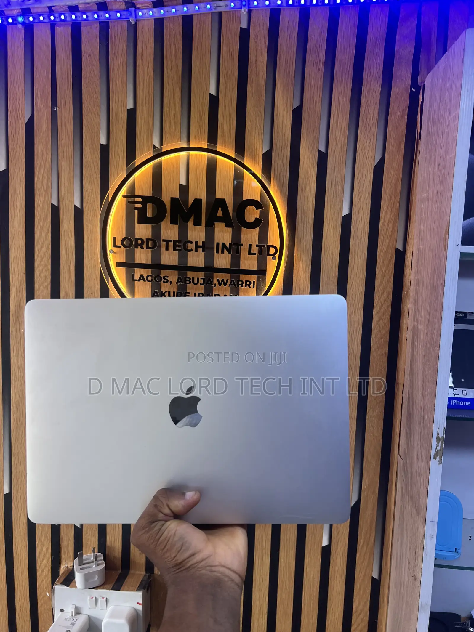 Macbook Pro 2019 16 Inch Screen Replacement