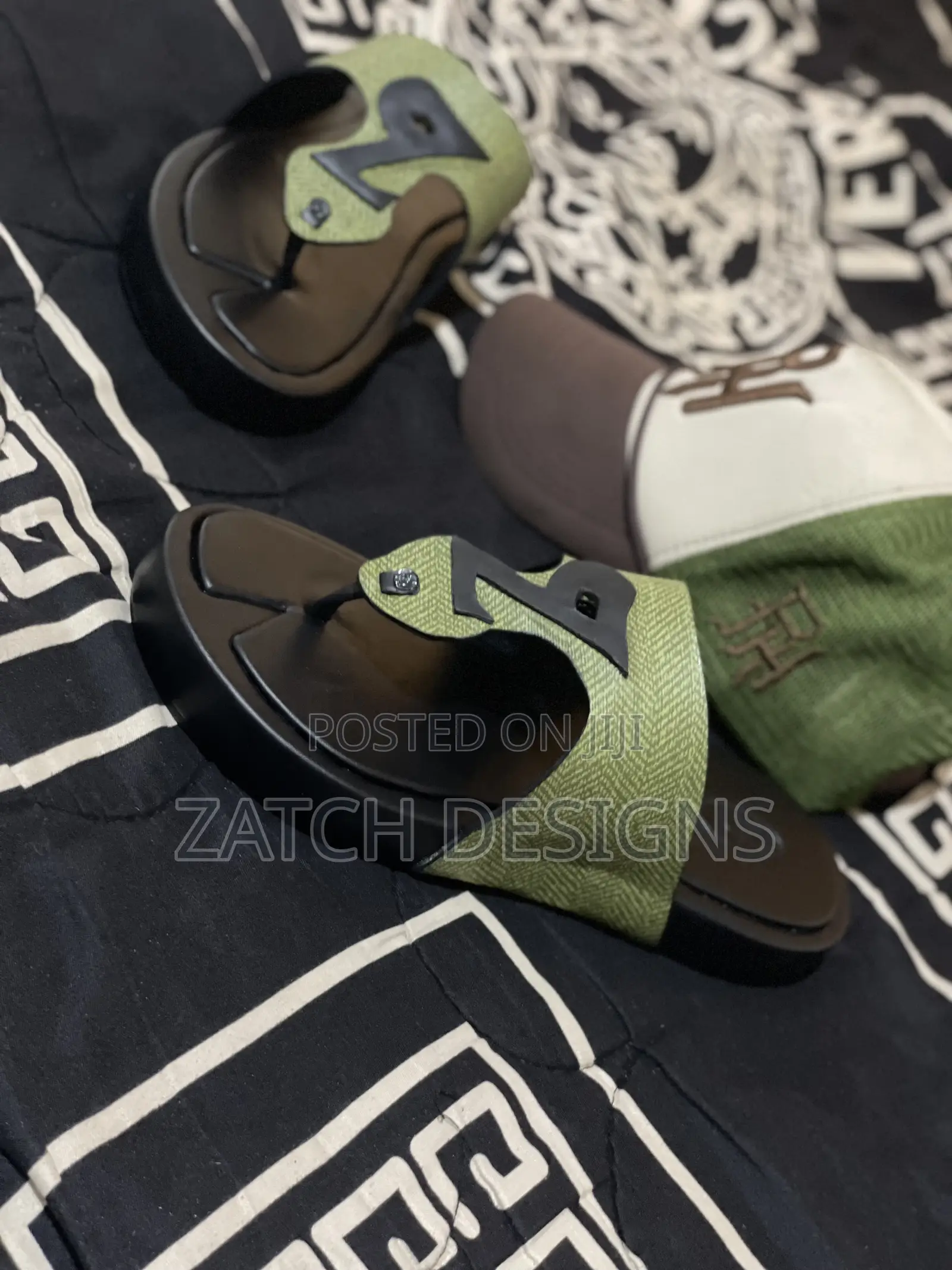 Slide Toe Divider