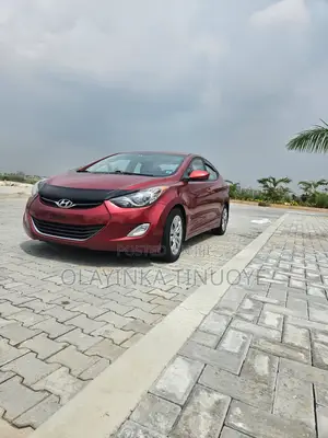 Hyundai Elantra 2013 Red