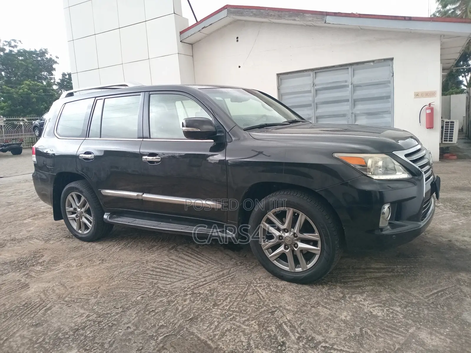 Lexus LX 2013 Black