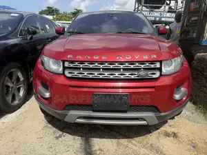 Land Rover Range Rover Evoque Prestige 4dr SUV AWD (2.0L 4cyl Turbo 9A)