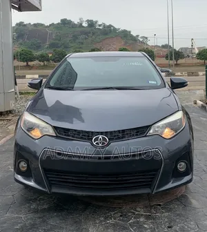 Toyota Corolla 2016 Blue
